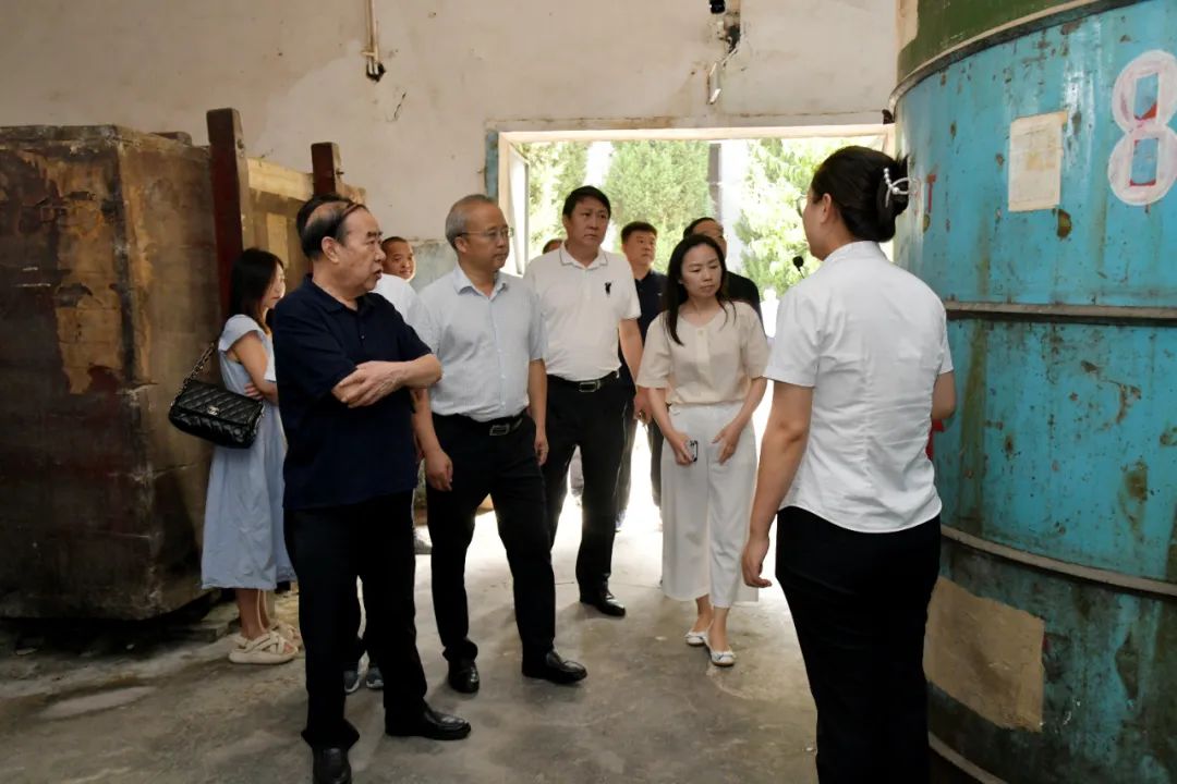 “茅盾文学奖”获得者、中国作协副主席、陕西省作协主席贾平凹到访陕西草莓SOLO视频下载